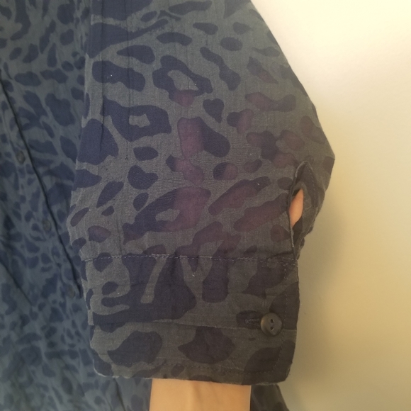 N.W.D women's blue burnout leopard print button front shirt - Picture 4 of 13